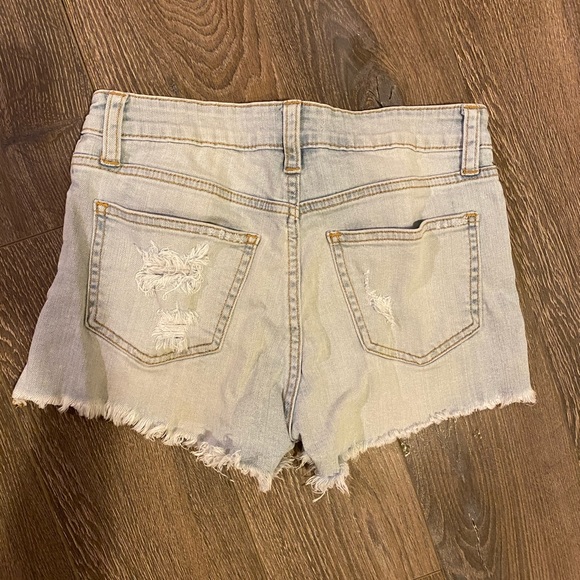 JustUSA Jean shorts - Picture 3 of 4